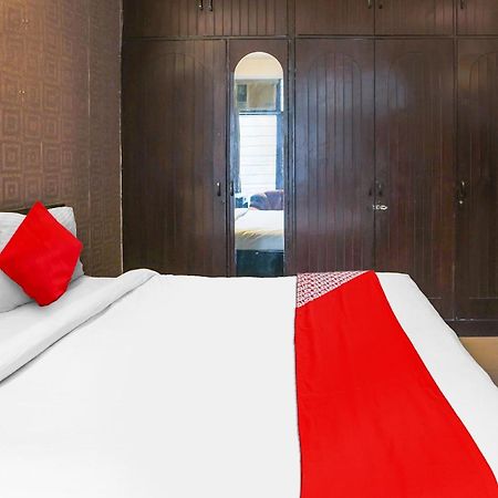 Hotel O Royal Galaxy New Delhi Eksteriør billede