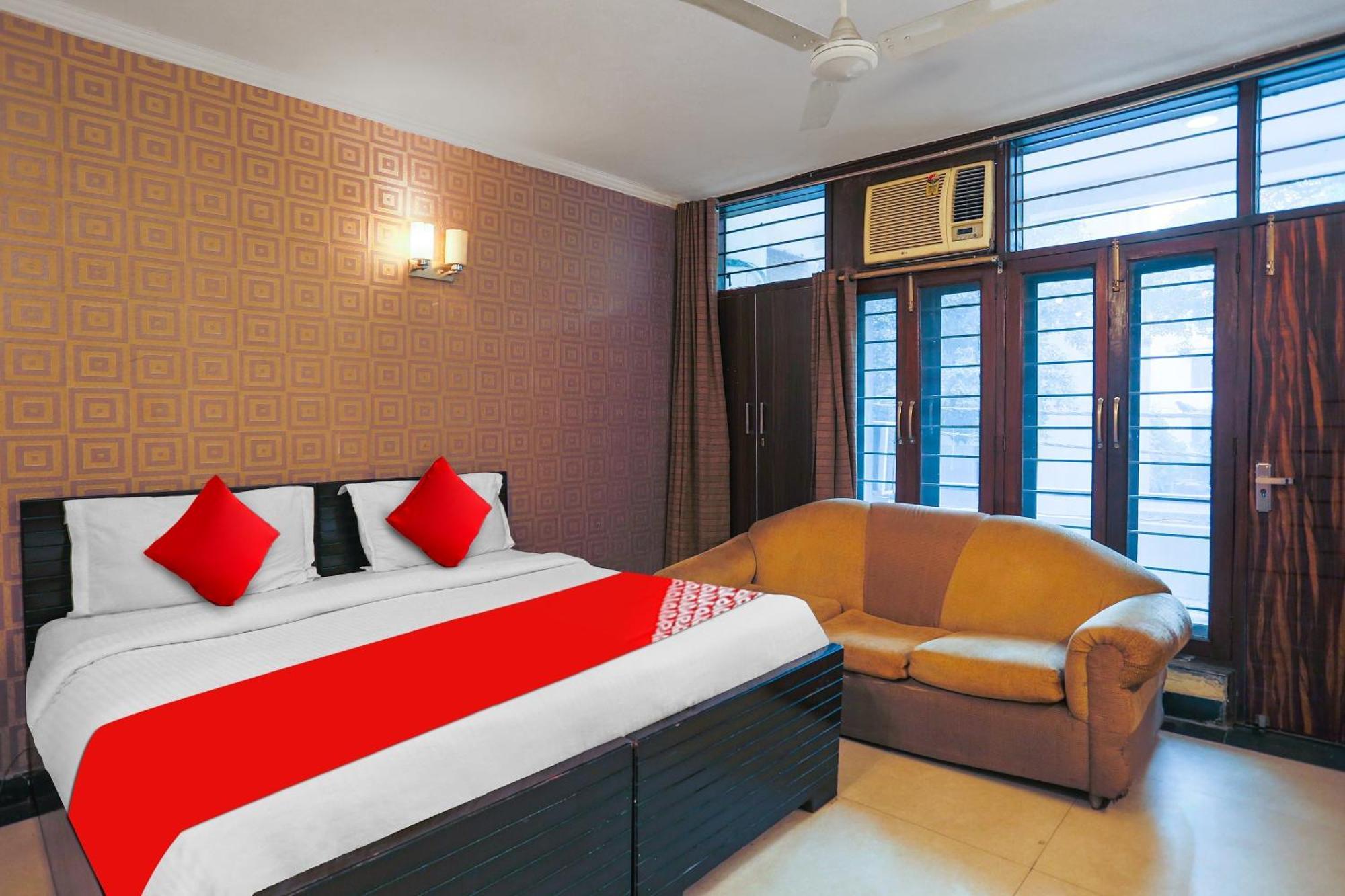 Hotel O Royal Galaxy New Delhi Eksteriør billede