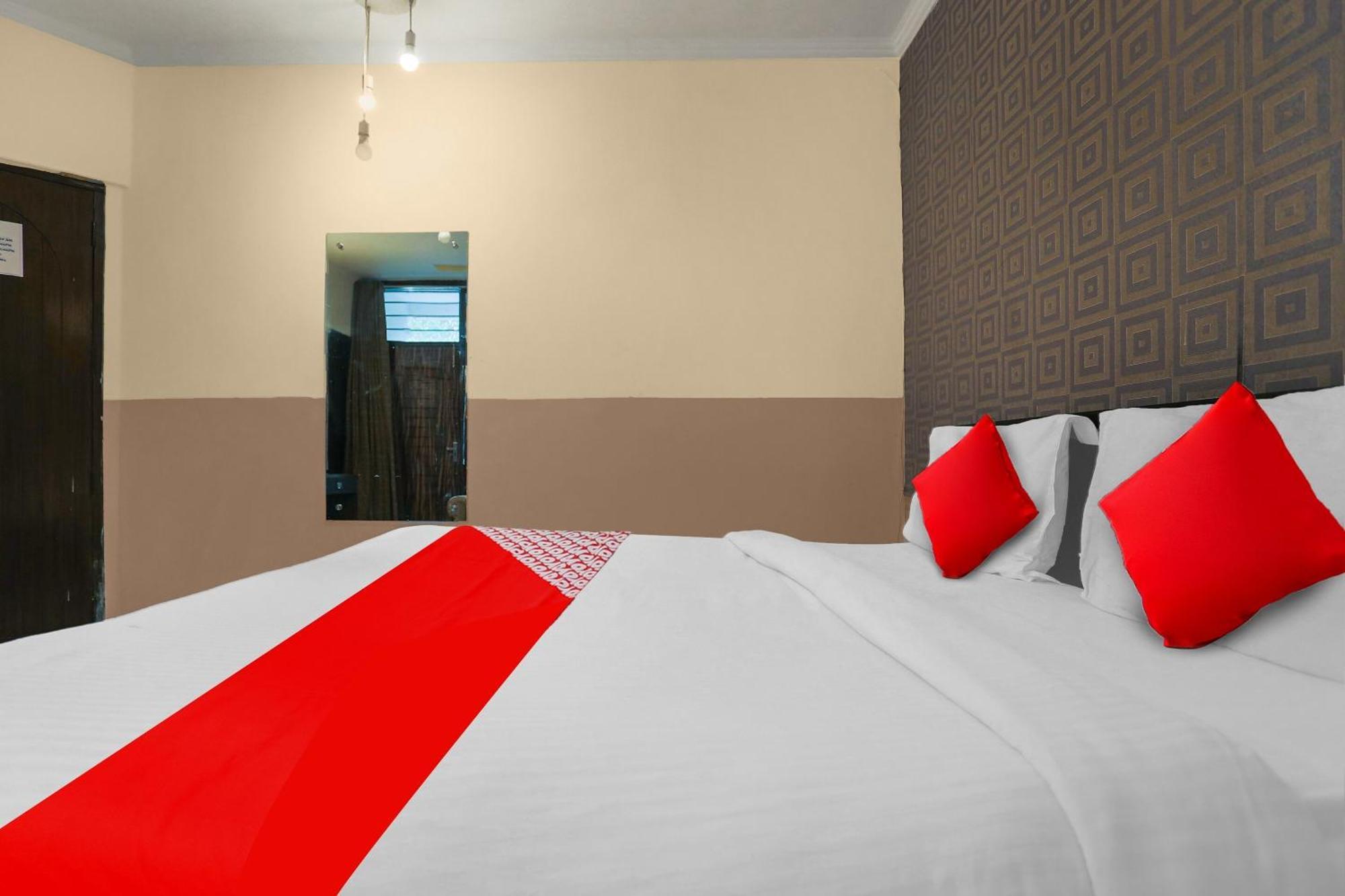 Hotel O Royal Galaxy New Delhi Eksteriør billede